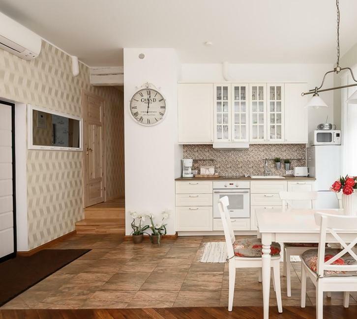 Roosi Apartment Пярну Экстерьер фото